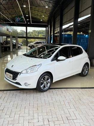 PEUGEOT 208 1.6 GRIFFE 16V FLEX 4P MANUAL PEUGEOT 208 1.6 GRIFFE 16V FLEX 4P MANUAL